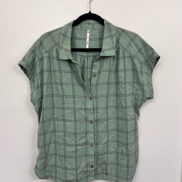 Kuhl Green Plaid Button Down Shirt - Picture 1 of 3